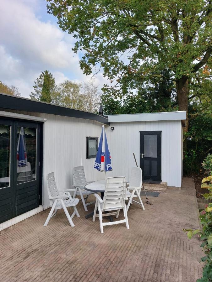 Huisje Weltevree Putten Luaran gambar
